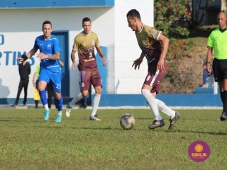 
<a style='margin-left: 5px;' class='btn btn-xs btn-social btn-facebook' href='https://www.facebook.com/sharer/sharer.php?u=https://boladovale.com.br/imgs/800-800-90/conteudo/fotos/1627/img1923.jpg' rel='popup' data-width='500' data-height='400'><i class='fa fa-facebook'></i>Compartilhar <span class='hidden-xs'>no Facebook</span>
</a> 
<a class='btn btn-default btn-xs' target='_blank' href='imgs/800-800-90/conteudo/fotos/1627/img1923.jpg'>
<span class='glyphicon glyphicon-cloud-download'></span> Salvar
</a> 
<span></span>