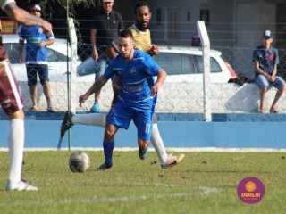 
<a style='margin-left: 5px;' class='btn btn-xs btn-social btn-facebook' href='https://www.facebook.com/sharer/sharer.php?u=https://boladovale.com.br/imgs/800-800-90/conteudo/fotos/1627/img1926.jpg' rel='popup' data-width='500' data-height='400'><i class='fa fa-facebook'></i>Compartilhar <span class='hidden-xs'>no Facebook</span>
</a> 
<a class='btn btn-default btn-xs' target='_blank' href='imgs/800-800-90/conteudo/fotos/1627/img1926.jpg'>
<span class='glyphicon glyphicon-cloud-download'></span> Salvar
</a> 
<span></span>