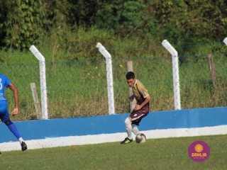 
<a style='margin-left: 5px;' class='btn btn-xs btn-social btn-facebook' href='https://www.facebook.com/sharer/sharer.php?u=https://boladovale.com.br/imgs/800-800-90/conteudo/fotos/1627/img1947.jpg' rel='popup' data-width='500' data-height='400'><i class='fa fa-facebook'></i>Compartilhar <span class='hidden-xs'>no Facebook</span>
</a> 
<a class='btn btn-default btn-xs' target='_blank' href='imgs/800-800-90/conteudo/fotos/1627/img1947.jpg'>
<span class='glyphicon glyphicon-cloud-download'></span> Salvar
</a> 
<span></span>