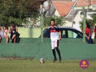 
<a style='margin-left: 5px;' class='btn btn-xs btn-social btn-facebook' href='https://www.facebook.com/sharer/sharer.php?u=https://boladovale.com.br/imgs/800-800-90/conteudo/fotos/1628/img3386.jpg' rel='popup' data-width='500' data-height='400'><i class='fa fa-facebook'></i>Compartilhar <span class='hidden-xs'>no Facebook</span>
</a> 
<a class='btn btn-default btn-xs' target='_blank' href='imgs/800-800-90/conteudo/fotos/1628/img3386.jpg'>
<span class='glyphicon glyphicon-cloud-download'></span> Salvar
</a> 
<span></span>