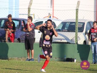 
<a style='margin-left: 5px;' class='btn btn-xs btn-social btn-facebook' href='https://www.facebook.com/sharer/sharer.php?u=https://boladovale.com.br/imgs/800-800-90/conteudo/fotos/1628/img3388.jpg' rel='popup' data-width='500' data-height='400'><i class='fa fa-facebook'></i>Compartilhar <span class='hidden-xs'>no Facebook</span>
</a> 
<a class='btn btn-default btn-xs' target='_blank' href='imgs/800-800-90/conteudo/fotos/1628/img3388.jpg'>
<span class='glyphicon glyphicon-cloud-download'></span> Salvar
</a> 
<span></span>