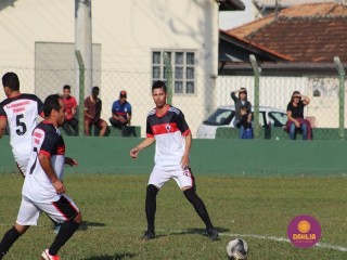 
<a style='margin-left: 5px;' class='btn btn-xs btn-social btn-facebook' href='https://www.facebook.com/sharer/sharer.php?u=https://boladovale.com.br/imgs/800-800-90/conteudo/fotos/1628/img3397.jpg' rel='popup' data-width='500' data-height='400'><i class='fa fa-facebook'></i>Compartilhar <span class='hidden-xs'>no Facebook</span>
</a> 
<a class='btn btn-default btn-xs' target='_blank' href='imgs/800-800-90/conteudo/fotos/1628/img3397.jpg'>
<span class='glyphicon glyphicon-cloud-download'></span> Salvar
</a> 
<span></span>