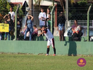 
<a style='margin-left: 5px;' class='btn btn-xs btn-social btn-facebook' href='https://www.facebook.com/sharer/sharer.php?u=https://boladovale.com.br/imgs/800-800-90/conteudo/fotos/1628/img3419.jpg' rel='popup' data-width='500' data-height='400'><i class='fa fa-facebook'></i>Compartilhar <span class='hidden-xs'>no Facebook</span>
</a> 
<a class='btn btn-default btn-xs' target='_blank' href='imgs/800-800-90/conteudo/fotos/1628/img3419.jpg'>
<span class='glyphicon glyphicon-cloud-download'></span> Salvar
</a> 
<span></span>