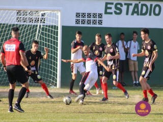 
<a style='margin-left: 5px;' class='btn btn-xs btn-social btn-facebook' href='https://www.facebook.com/sharer/sharer.php?u=https://boladovale.com.br/imgs/800-800-90/conteudo/fotos/1628/img3427.jpg' rel='popup' data-width='500' data-height='400'><i class='fa fa-facebook'></i>Compartilhar <span class='hidden-xs'>no Facebook</span>
</a> 
<a class='btn btn-default btn-xs' target='_blank' href='imgs/800-800-90/conteudo/fotos/1628/img3427.jpg'>
<span class='glyphicon glyphicon-cloud-download'></span> Salvar
</a> 
<span></span>