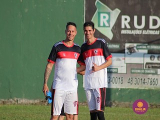 
<a style='margin-left: 5px;' class='btn btn-xs btn-social btn-facebook' href='https://www.facebook.com/sharer/sharer.php?u=https://boladovale.com.br/imgs/800-800-90/conteudo/fotos/1628/img3442.jpg' rel='popup' data-width='500' data-height='400'><i class='fa fa-facebook'></i>Compartilhar <span class='hidden-xs'>no Facebook</span>
</a> 
<a class='btn btn-default btn-xs' target='_blank' href='imgs/800-800-90/conteudo/fotos/1628/img3442.jpg'>
<span class='glyphicon glyphicon-cloud-download'></span> Salvar
</a> 
<span></span>