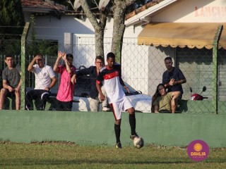 
<a style='margin-left: 5px;' class='btn btn-xs btn-social btn-facebook' href='https://www.facebook.com/sharer/sharer.php?u=https://boladovale.com.br/imgs/800-800-90/conteudo/fotos/1628/img3450.jpg' rel='popup' data-width='500' data-height='400'><i class='fa fa-facebook'></i>Compartilhar <span class='hidden-xs'>no Facebook</span>
</a> 
<a class='btn btn-default btn-xs' target='_blank' href='imgs/800-800-90/conteudo/fotos/1628/img3450.jpg'>
<span class='glyphicon glyphicon-cloud-download'></span> Salvar
</a> 
<span></span>