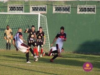 
<a style='margin-left: 5px;' class='btn btn-xs btn-social btn-facebook' href='https://www.facebook.com/sharer/sharer.php?u=https://boladovale.com.br/imgs/800-800-90/conteudo/fotos/1628/img3470.jpg' rel='popup' data-width='500' data-height='400'><i class='fa fa-facebook'></i>Compartilhar <span class='hidden-xs'>no Facebook</span>
</a> 
<a class='btn btn-default btn-xs' target='_blank' href='imgs/800-800-90/conteudo/fotos/1628/img3470.jpg'>
<span class='glyphicon glyphicon-cloud-download'></span> Salvar
</a> 
<span></span>