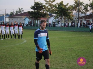 
<a style='margin-left: 5px;' class='btn btn-xs btn-social btn-facebook' href='https://www.facebook.com/sharer/sharer.php?u=https://boladovale.com.br/imgs/800-800-90/conteudo/fotos/1628/img3514.jpg' rel='popup' data-width='500' data-height='400'><i class='fa fa-facebook'></i>Compartilhar <span class='hidden-xs'>no Facebook</span>
</a> 
<a class='btn btn-default btn-xs' target='_blank' href='imgs/800-800-90/conteudo/fotos/1628/img3514.jpg'>
<span class='glyphicon glyphicon-cloud-download'></span> Salvar
</a> 
<span></span>