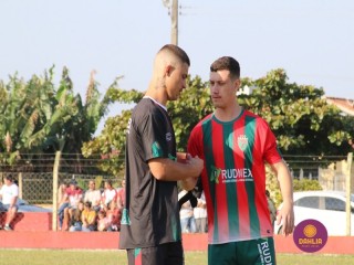 
<a style='margin-left: 5px;' class='btn btn-xs btn-social btn-facebook' href='https://www.facebook.com/sharer/sharer.php?u=https://boladovale.com.br/imgs/800-800-90/conteudo/fotos/1629/img4012.jpg' rel='popup' data-width='500' data-height='400'><i class='fa fa-facebook'></i>Compartilhar <span class='hidden-xs'>no Facebook</span>
</a> 
<a class='btn btn-default btn-xs' target='_blank' href='imgs/800-800-90/conteudo/fotos/1629/img4012.jpg'>
<span class='glyphicon glyphicon-cloud-download'></span> Salvar
</a> 
<span></span>