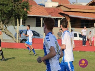 
<a style='margin-left: 5px;' class='btn btn-xs btn-social btn-facebook' href='https://www.facebook.com/sharer/sharer.php?u=https://boladovale.com.br/imgs/800-800-90/conteudo/fotos/1629/img4077.jpg' rel='popup' data-width='500' data-height='400'><i class='fa fa-facebook'></i>Compartilhar <span class='hidden-xs'>no Facebook</span>
</a> 
<a class='btn btn-default btn-xs' target='_blank' href='imgs/800-800-90/conteudo/fotos/1629/img4077.jpg'>
<span class='glyphicon glyphicon-cloud-download'></span> Salvar
</a> 
<span></span>