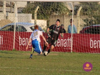 
<a style='margin-left: 5px;' class='btn btn-xs btn-social btn-facebook' href='https://www.facebook.com/sharer/sharer.php?u=https://boladovale.com.br/imgs/800-800-90/conteudo/fotos/1629/img4110.jpg' rel='popup' data-width='500' data-height='400'><i class='fa fa-facebook'></i>Compartilhar <span class='hidden-xs'>no Facebook</span>
</a> 
<a class='btn btn-default btn-xs' target='_blank' href='imgs/800-800-90/conteudo/fotos/1629/img4110.jpg'>
<span class='glyphicon glyphicon-cloud-download'></span> Salvar
</a> 
<span></span>