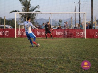 
<a style='margin-left: 5px;' class='btn btn-xs btn-social btn-facebook' href='https://www.facebook.com/sharer/sharer.php?u=https://boladovale.com.br/imgs/800-800-90/conteudo/fotos/1629/img4137.jpg' rel='popup' data-width='500' data-height='400'><i class='fa fa-facebook'></i>Compartilhar <span class='hidden-xs'>no Facebook</span>
</a> 
<a class='btn btn-default btn-xs' target='_blank' href='imgs/800-800-90/conteudo/fotos/1629/img4137.jpg'>
<span class='glyphicon glyphicon-cloud-download'></span> Salvar
</a> 
<span></span>