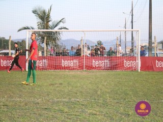 
<a style='margin-left: 5px;' class='btn btn-xs btn-social btn-facebook' href='https://www.facebook.com/sharer/sharer.php?u=https://boladovale.com.br/imgs/800-800-90/conteudo/fotos/1629/img4182.jpg' rel='popup' data-width='500' data-height='400'><i class='fa fa-facebook'></i>Compartilhar <span class='hidden-xs'>no Facebook</span>
</a> 
<a class='btn btn-default btn-xs' target='_blank' href='imgs/800-800-90/conteudo/fotos/1629/img4182.jpg'>
<span class='glyphicon glyphicon-cloud-download'></span> Salvar
</a> 
<span></span>