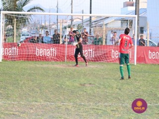 
<a style='margin-left: 5px;' class='btn btn-xs btn-social btn-facebook' href='https://www.facebook.com/sharer/sharer.php?u=https://boladovale.com.br/imgs/800-800-90/conteudo/fotos/1629/img4209.jpg' rel='popup' data-width='500' data-height='400'><i class='fa fa-facebook'></i>Compartilhar <span class='hidden-xs'>no Facebook</span>
</a> 
<a class='btn btn-default btn-xs' target='_blank' href='imgs/800-800-90/conteudo/fotos/1629/img4209.jpg'>
<span class='glyphicon glyphicon-cloud-download'></span> Salvar
</a> 
<span></span>