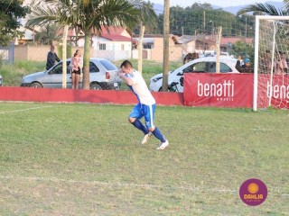 
<a style='margin-left: 5px;' class='btn btn-xs btn-social btn-facebook' href='https://www.facebook.com/sharer/sharer.php?u=https://boladovale.com.br/imgs/800-800-90/conteudo/fotos/1629/img4219.jpg' rel='popup' data-width='500' data-height='400'><i class='fa fa-facebook'></i>Compartilhar <span class='hidden-xs'>no Facebook</span>
</a> 
<a class='btn btn-default btn-xs' target='_blank' href='imgs/800-800-90/conteudo/fotos/1629/img4219.jpg'>
<span class='glyphicon glyphicon-cloud-download'></span> Salvar
</a> 
<span></span>