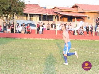 
<a style='margin-left: 5px;' class='btn btn-xs btn-social btn-facebook' href='https://www.facebook.com/sharer/sharer.php?u=https://boladovale.com.br/imgs/800-800-90/conteudo/fotos/1629/img4226.jpg' rel='popup' data-width='500' data-height='400'><i class='fa fa-facebook'></i>Compartilhar <span class='hidden-xs'>no Facebook</span>
</a> 
<a class='btn btn-default btn-xs' target='_blank' href='imgs/800-800-90/conteudo/fotos/1629/img4226.jpg'>
<span class='glyphicon glyphicon-cloud-download'></span> Salvar
</a> 
<span></span>