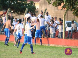 
<a style='margin-left: 5px;' class='btn btn-xs btn-social btn-facebook' href='https://www.facebook.com/sharer/sharer.php?u=https://boladovale.com.br/imgs/800-800-90/conteudo/fotos/1629/img4257.jpg' rel='popup' data-width='500' data-height='400'><i class='fa fa-facebook'></i>Compartilhar <span class='hidden-xs'>no Facebook</span>
</a> 
<a class='btn btn-default btn-xs' target='_blank' href='imgs/800-800-90/conteudo/fotos/1629/img4257.jpg'>
<span class='glyphicon glyphicon-cloud-download'></span> Salvar
</a> 
<span></span>