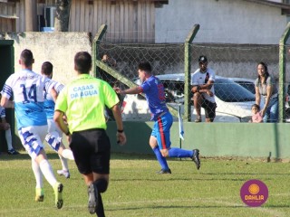 
<a style='margin-left: 5px;' class='btn btn-xs btn-social btn-facebook' href='https://www.facebook.com/sharer/sharer.php?u=https://boladovale.com.br/imgs/800-800-90/conteudo/fotos/1630/img3975.jpg' rel='popup' data-width='500' data-height='400'><i class='fa fa-facebook'></i>Compartilhar <span class='hidden-xs'>no Facebook</span>
</a> 
<a class='btn btn-default btn-xs' target='_blank' href='imgs/800-800-90/conteudo/fotos/1630/img3975.jpg'>
<span class='glyphicon glyphicon-cloud-download'></span> Salvar
</a> 
<span></span>