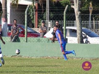 
<a style='margin-left: 5px;' class='btn btn-xs btn-social btn-facebook' href='https://www.facebook.com/sharer/sharer.php?u=https://boladovale.com.br/imgs/800-800-90/conteudo/fotos/1630/img3976.jpg' rel='popup' data-width='500' data-height='400'><i class='fa fa-facebook'></i>Compartilhar <span class='hidden-xs'>no Facebook</span>
</a> 
<a class='btn btn-default btn-xs' target='_blank' href='imgs/800-800-90/conteudo/fotos/1630/img3976.jpg'>
<span class='glyphicon glyphicon-cloud-download'></span> Salvar
</a> 
<span></span>