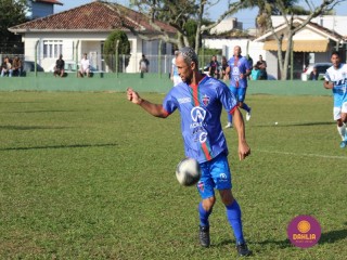 
<a style='margin-left: 5px;' class='btn btn-xs btn-social btn-facebook' href='https://www.facebook.com/sharer/sharer.php?u=https://boladovale.com.br/imgs/800-800-90/conteudo/fotos/1630/img4001.jpg' rel='popup' data-width='500' data-height='400'><i class='fa fa-facebook'></i>Compartilhar <span class='hidden-xs'>no Facebook</span>
</a> 
<a class='btn btn-default btn-xs' target='_blank' href='imgs/800-800-90/conteudo/fotos/1630/img4001.jpg'>
<span class='glyphicon glyphicon-cloud-download'></span> Salvar
</a> 
<span></span>