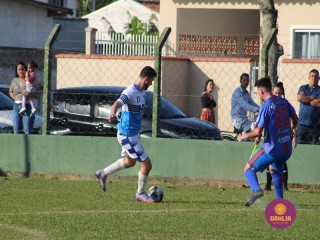 
<a style='margin-left: 5px;' class='btn btn-xs btn-social btn-facebook' href='https://www.facebook.com/sharer/sharer.php?u=https://boladovale.com.br/imgs/800-800-90/conteudo/fotos/1630/img4009.jpg' rel='popup' data-width='500' data-height='400'><i class='fa fa-facebook'></i>Compartilhar <span class='hidden-xs'>no Facebook</span>
</a> 
<a class='btn btn-default btn-xs' target='_blank' href='imgs/800-800-90/conteudo/fotos/1630/img4009.jpg'>
<span class='glyphicon glyphicon-cloud-download'></span> Salvar
</a> 
<span></span>