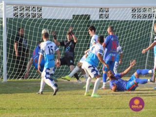 
<a style='margin-left: 5px;' class='btn btn-xs btn-social btn-facebook' href='https://www.facebook.com/sharer/sharer.php?u=https://boladovale.com.br/imgs/800-800-90/conteudo/fotos/1630/img4074.jpg' rel='popup' data-width='500' data-height='400'><i class='fa fa-facebook'></i>Compartilhar <span class='hidden-xs'>no Facebook</span>
</a> 
<a class='btn btn-default btn-xs' target='_blank' href='imgs/800-800-90/conteudo/fotos/1630/img4074.jpg'>
<span class='glyphicon glyphicon-cloud-download'></span> Salvar
</a> 
<span></span>