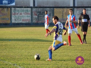 
<a style='margin-left: 5px;' class='btn btn-xs btn-social btn-facebook' href='https://www.facebook.com/sharer/sharer.php?u=https://boladovale.com.br/imgs/800-800-90/conteudo/fotos/1631/img4161.jpg' rel='popup' data-width='500' data-height='400'><i class='fa fa-facebook'></i>Compartilhar <span class='hidden-xs'>no Facebook</span>
</a> 
<a class='btn btn-default btn-xs' target='_blank' href='imgs/800-800-90/conteudo/fotos/1631/img4161.jpg'>
<span class='glyphicon glyphicon-cloud-download'></span> Salvar
</a> 
<span></span>