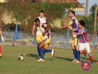 
<a style='margin-left: 5px;' class='btn btn-xs btn-social btn-facebook' href='https://www.facebook.com/sharer/sharer.php?u=https://boladovale.com.br/imgs/800-800-90/conteudo/fotos/1631/img4165.jpg' rel='popup' data-width='500' data-height='400'><i class='fa fa-facebook'></i>Compartilhar <span class='hidden-xs'>no Facebook</span>
</a> 
<a class='btn btn-default btn-xs' target='_blank' href='imgs/800-800-90/conteudo/fotos/1631/img4165.jpg'>
<span class='glyphicon glyphicon-cloud-download'></span> Salvar
</a> 
<span></span>