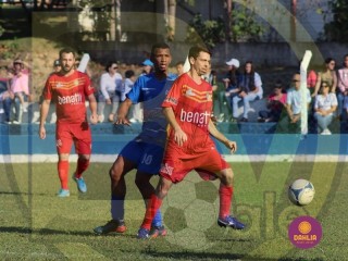 
<a style='margin-left: 5px;' class='btn btn-xs btn-social btn-facebook' href='https://www.facebook.com/sharer/sharer.php?u=https://boladovale.com.br/imgs/800-800-90/conteudo/fotos/1632/img4421.jpg' rel='popup' data-width='500' data-height='400'><i class='fa fa-facebook'></i>Compartilhar <span class='hidden-xs'>no Facebook</span>
</a> 
<a class='btn btn-default btn-xs' target='_blank' href='imgs/800-800-90/conteudo/fotos/1632/img4421.jpg'>
<span class='glyphicon glyphicon-cloud-download'></span> Salvar
</a> 
<span></span>