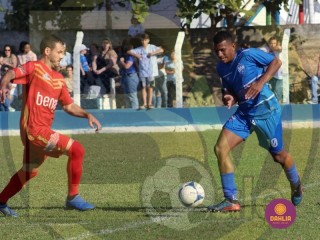 
<a style='margin-left: 5px;' class='btn btn-xs btn-social btn-facebook' href='https://www.facebook.com/sharer/sharer.php?u=https://boladovale.com.br/imgs/800-800-90/conteudo/fotos/1632/img4427.jpg' rel='popup' data-width='500' data-height='400'><i class='fa fa-facebook'></i>Compartilhar <span class='hidden-xs'>no Facebook</span>
</a> 
<a class='btn btn-default btn-xs' target='_blank' href='imgs/800-800-90/conteudo/fotos/1632/img4427.jpg'>
<span class='glyphicon glyphicon-cloud-download'></span> Salvar
</a> 
<span></span>