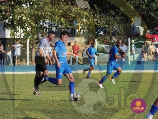 
<a style='margin-left: 5px;' class='btn btn-xs btn-social btn-facebook' href='https://www.facebook.com/sharer/sharer.php?u=https://boladovale.com.br/imgs/800-800-90/conteudo/fotos/1632/img4435.jpg' rel='popup' data-width='500' data-height='400'><i class='fa fa-facebook'></i>Compartilhar <span class='hidden-xs'>no Facebook</span>
</a> 
<a class='btn btn-default btn-xs' target='_blank' href='imgs/800-800-90/conteudo/fotos/1632/img4435.jpg'>
<span class='glyphicon glyphicon-cloud-download'></span> Salvar
</a> 
<span></span>