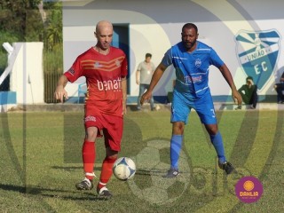
<a style='margin-left: 5px;' class='btn btn-xs btn-social btn-facebook' href='https://www.facebook.com/sharer/sharer.php?u=https://boladovale.com.br/imgs/800-800-90/conteudo/fotos/1632/img4526.jpg' rel='popup' data-width='500' data-height='400'><i class='fa fa-facebook'></i>Compartilhar <span class='hidden-xs'>no Facebook</span>
</a> 
<a class='btn btn-default btn-xs' target='_blank' href='imgs/800-800-90/conteudo/fotos/1632/img4526.jpg'>
<span class='glyphicon glyphicon-cloud-download'></span> Salvar
</a> 
<span></span>