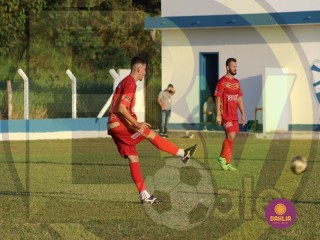 
<a style='margin-left: 5px;' class='btn btn-xs btn-social btn-facebook' href='https://www.facebook.com/sharer/sharer.php?u=https://boladovale.com.br/imgs/800-800-90/conteudo/fotos/1632/img4684.jpg' rel='popup' data-width='500' data-height='400'><i class='fa fa-facebook'></i>Compartilhar <span class='hidden-xs'>no Facebook</span>
</a> 
<a class='btn btn-default btn-xs' target='_blank' href='imgs/800-800-90/conteudo/fotos/1632/img4684.jpg'>
<span class='glyphicon glyphicon-cloud-download'></span> Salvar
</a> 
<span></span>