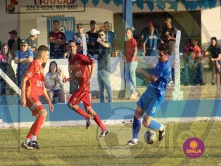 
<a style='margin-left: 5px;' class='btn btn-xs btn-social btn-facebook' href='https://www.facebook.com/sharer/sharer.php?u=https://boladovale.com.br/imgs/800-800-90/conteudo/fotos/1632/img4687.jpg' rel='popup' data-width='500' data-height='400'><i class='fa fa-facebook'></i>Compartilhar <span class='hidden-xs'>no Facebook</span>
</a> 
<a class='btn btn-default btn-xs' target='_blank' href='imgs/800-800-90/conteudo/fotos/1632/img4687.jpg'>
<span class='glyphicon glyphicon-cloud-download'></span> Salvar
</a> 
<span></span>