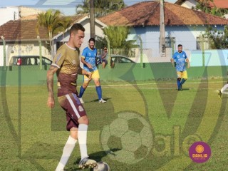
<a style='margin-left: 5px;' class='btn btn-xs btn-social btn-facebook' href='https://www.facebook.com/sharer/sharer.php?u=https://boladovale.com.br/imgs/800-800-90/conteudo/fotos/1633/img4266.jpg' rel='popup' data-width='500' data-height='400'><i class='fa fa-facebook'></i>Compartilhar <span class='hidden-xs'>no Facebook</span>
</a> 
<a class='btn btn-default btn-xs' target='_blank' href='imgs/800-800-90/conteudo/fotos/1633/img4266.jpg'>
<span class='glyphicon glyphicon-cloud-download'></span> Salvar
</a> 
<span></span>