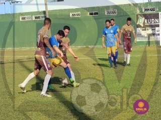 
<a style='margin-left: 5px;' class='btn btn-xs btn-social btn-facebook' href='https://www.facebook.com/sharer/sharer.php?u=https://boladovale.com.br/imgs/800-800-90/conteudo/fotos/1633/img4275.jpg' rel='popup' data-width='500' data-height='400'><i class='fa fa-facebook'></i>Compartilhar <span class='hidden-xs'>no Facebook</span>
</a> 
<a class='btn btn-default btn-xs' target='_blank' href='imgs/800-800-90/conteudo/fotos/1633/img4275.jpg'>
<span class='glyphicon glyphicon-cloud-download'></span> Salvar
</a> 
<span></span>