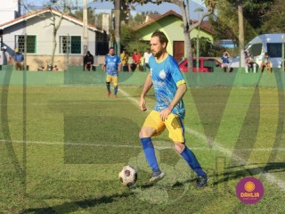 
<a style='margin-left: 5px;' class='btn btn-xs btn-social btn-facebook' href='https://www.facebook.com/sharer/sharer.php?u=https://boladovale.com.br/imgs/800-800-90/conteudo/fotos/1633/img4311.jpg' rel='popup' data-width='500' data-height='400'><i class='fa fa-facebook'></i>Compartilhar <span class='hidden-xs'>no Facebook</span>
</a> 
<a class='btn btn-default btn-xs' target='_blank' href='imgs/800-800-90/conteudo/fotos/1633/img4311.jpg'>
<span class='glyphicon glyphicon-cloud-download'></span> Salvar
</a> 
<span></span>