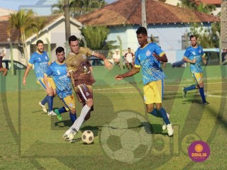
<a style='margin-left: 5px;' class='btn btn-xs btn-social btn-facebook' href='https://www.facebook.com/sharer/sharer.php?u=https://boladovale.com.br/imgs/800-800-90/conteudo/fotos/1633/img4330.jpg' rel='popup' data-width='500' data-height='400'><i class='fa fa-facebook'></i>Compartilhar <span class='hidden-xs'>no Facebook</span>
</a> 
<a class='btn btn-default btn-xs' target='_blank' href='imgs/800-800-90/conteudo/fotos/1633/img4330.jpg'>
<span class='glyphicon glyphicon-cloud-download'></span> Salvar
</a> 
<span></span>