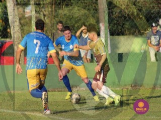 
<a style='margin-left: 5px;' class='btn btn-xs btn-social btn-facebook' href='https://www.facebook.com/sharer/sharer.php?u=https://boladovale.com.br/imgs/800-800-90/conteudo/fotos/1633/img4350.jpg' rel='popup' data-width='500' data-height='400'><i class='fa fa-facebook'></i>Compartilhar <span class='hidden-xs'>no Facebook</span>
</a> 
<a class='btn btn-default btn-xs' target='_blank' href='imgs/800-800-90/conteudo/fotos/1633/img4350.jpg'>
<span class='glyphicon glyphicon-cloud-download'></span> Salvar
</a> 
<span></span>
