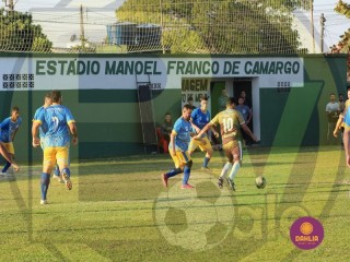
<a style='margin-left: 5px;' class='btn btn-xs btn-social btn-facebook' href='https://www.facebook.com/sharer/sharer.php?u=https://boladovale.com.br/imgs/800-800-90/conteudo/fotos/1633/img4352.jpg' rel='popup' data-width='500' data-height='400'><i class='fa fa-facebook'></i>Compartilhar <span class='hidden-xs'>no Facebook</span>
</a> 
<a class='btn btn-default btn-xs' target='_blank' href='imgs/800-800-90/conteudo/fotos/1633/img4352.jpg'>
<span class='glyphicon glyphicon-cloud-download'></span> Salvar
</a> 
<span></span>