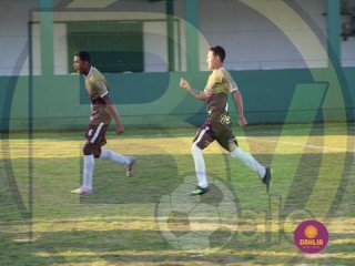 
<a style='margin-left: 5px;' class='btn btn-xs btn-social btn-facebook' href='https://www.facebook.com/sharer/sharer.php?u=https://boladovale.com.br/imgs/800-800-90/conteudo/fotos/1633/img4356.jpg' rel='popup' data-width='500' data-height='400'><i class='fa fa-facebook'></i>Compartilhar <span class='hidden-xs'>no Facebook</span>
</a> 
<a class='btn btn-default btn-xs' target='_blank' href='imgs/800-800-90/conteudo/fotos/1633/img4356.jpg'>
<span class='glyphicon glyphicon-cloud-download'></span> Salvar
</a> 
<span></span>