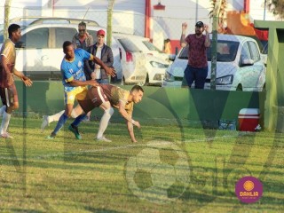 
<a style='margin-left: 5px;' class='btn btn-xs btn-social btn-facebook' href='https://www.facebook.com/sharer/sharer.php?u=https://boladovale.com.br/imgs/800-800-90/conteudo/fotos/1633/img4389.jpg' rel='popup' data-width='500' data-height='400'><i class='fa fa-facebook'></i>Compartilhar <span class='hidden-xs'>no Facebook</span>
</a> 
<a class='btn btn-default btn-xs' target='_blank' href='imgs/800-800-90/conteudo/fotos/1633/img4389.jpg'>
<span class='glyphicon glyphicon-cloud-download'></span> Salvar
</a> 
<span></span>