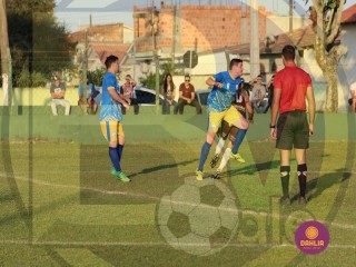 
<a style='margin-left: 5px;' class='btn btn-xs btn-social btn-facebook' href='https://www.facebook.com/sharer/sharer.php?u=https://boladovale.com.br/imgs/800-800-90/conteudo/fotos/1633/img4390.jpg' rel='popup' data-width='500' data-height='400'><i class='fa fa-facebook'></i>Compartilhar <span class='hidden-xs'>no Facebook</span>
</a> 
<a class='btn btn-default btn-xs' target='_blank' href='imgs/800-800-90/conteudo/fotos/1633/img4390.jpg'>
<span class='glyphicon glyphicon-cloud-download'></span> Salvar
</a> 
<span></span>
