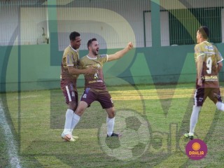 
<a style='margin-left: 5px;' class='btn btn-xs btn-social btn-facebook' href='https://www.facebook.com/sharer/sharer.php?u=https://boladovale.com.br/imgs/800-800-90/conteudo/fotos/1633/img4396.jpg' rel='popup' data-width='500' data-height='400'><i class='fa fa-facebook'></i>Compartilhar <span class='hidden-xs'>no Facebook</span>
</a> 
<a class='btn btn-default btn-xs' target='_blank' href='imgs/800-800-90/conteudo/fotos/1633/img4396.jpg'>
<span class='glyphicon glyphicon-cloud-download'></span> Salvar
</a> 
<span></span>