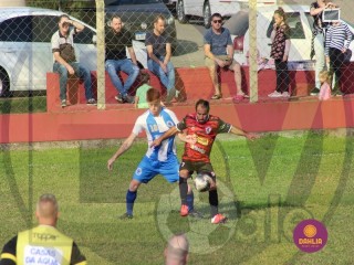 
<a style='margin-left: 5px;' class='btn btn-xs btn-social btn-facebook' href='https://www.facebook.com/sharer/sharer.php?u=https://boladovale.com.br/imgs/800-800-90/conteudo/fotos/1634/img4458.jpg' rel='popup' data-width='500' data-height='400'><i class='fa fa-facebook'></i>Compartilhar <span class='hidden-xs'>no Facebook</span>
</a> 
<a class='btn btn-default btn-xs' target='_blank' href='imgs/800-800-90/conteudo/fotos/1634/img4458.jpg'>
<span class='glyphicon glyphicon-cloud-download'></span> Salvar
</a> 
<span></span>