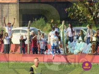 
<a style='margin-left: 5px;' class='btn btn-xs btn-social btn-facebook' href='https://www.facebook.com/sharer/sharer.php?u=https://boladovale.com.br/imgs/800-800-90/conteudo/fotos/1634/img4488.jpg' rel='popup' data-width='500' data-height='400'><i class='fa fa-facebook'></i>Compartilhar <span class='hidden-xs'>no Facebook</span>
</a> 
<a class='btn btn-default btn-xs' target='_blank' href='imgs/800-800-90/conteudo/fotos/1634/img4488.jpg'>
<span class='glyphicon glyphicon-cloud-download'></span> Salvar
</a> 
<span></span>