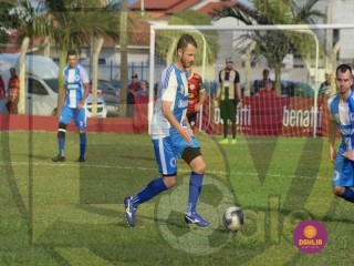 
<a style='margin-left: 5px;' class='btn btn-xs btn-social btn-facebook' href='https://www.facebook.com/sharer/sharer.php?u=https://boladovale.com.br/imgs/800-800-90/conteudo/fotos/1634/img4533.jpg' rel='popup' data-width='500' data-height='400'><i class='fa fa-facebook'></i>Compartilhar <span class='hidden-xs'>no Facebook</span>
</a> 
<a class='btn btn-default btn-xs' target='_blank' href='imgs/800-800-90/conteudo/fotos/1634/img4533.jpg'>
<span class='glyphicon glyphicon-cloud-download'></span> Salvar
</a> 
<span></span>