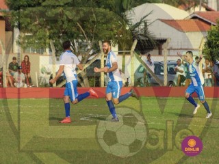 
<a style='margin-left: 5px;' class='btn btn-xs btn-social btn-facebook' href='https://www.facebook.com/sharer/sharer.php?u=https://boladovale.com.br/imgs/800-800-90/conteudo/fotos/1634/img4565.jpg' rel='popup' data-width='500' data-height='400'><i class='fa fa-facebook'></i>Compartilhar <span class='hidden-xs'>no Facebook</span>
</a> 
<a class='btn btn-default btn-xs' target='_blank' href='imgs/800-800-90/conteudo/fotos/1634/img4565.jpg'>
<span class='glyphicon glyphicon-cloud-download'></span> Salvar
</a> 
<span></span>