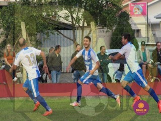 
<a style='margin-left: 5px;' class='btn btn-xs btn-social btn-facebook' href='https://www.facebook.com/sharer/sharer.php?u=https://boladovale.com.br/imgs/800-800-90/conteudo/fotos/1634/img4674.jpg' rel='popup' data-width='500' data-height='400'><i class='fa fa-facebook'></i>Compartilhar <span class='hidden-xs'>no Facebook</span>
</a> 
<a class='btn btn-default btn-xs' target='_blank' href='imgs/800-800-90/conteudo/fotos/1634/img4674.jpg'>
<span class='glyphicon glyphicon-cloud-download'></span> Salvar
</a> 
<span></span>