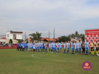 
<a style='margin-left: 5px;' class='btn btn-xs btn-social btn-facebook' href='https://www.facebook.com/sharer/sharer.php?u=https://boladovale.com.br/imgs/800-800-90/conteudo/fotos/1635/img5454.jpg' rel='popup' data-width='500' data-height='400'><i class='fa fa-facebook'></i>Compartilhar <span class='hidden-xs'>no Facebook</span>
</a> 
<a class='btn btn-default btn-xs' target='_blank' href='imgs/800-800-90/conteudo/fotos/1635/img5454.jpg'>
<span class='glyphicon glyphicon-cloud-download'></span> Salvar
</a> 
<span></span>